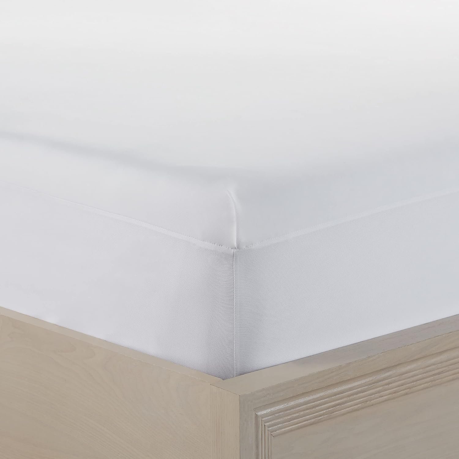 Cooling Waterproof Queen Mattress Protector
